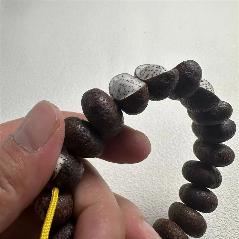 Hainan Bodhi Seed Carved With Skin, Moon Ingot Beads, Handmade Bracelets Men And Wo