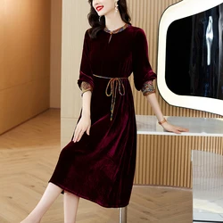 2023 Women's Red Golden Velvet Long sleeved Dress Autumn Loose Large Solid Belt Waist O Neck Slim Long Dress Knee Length Robe