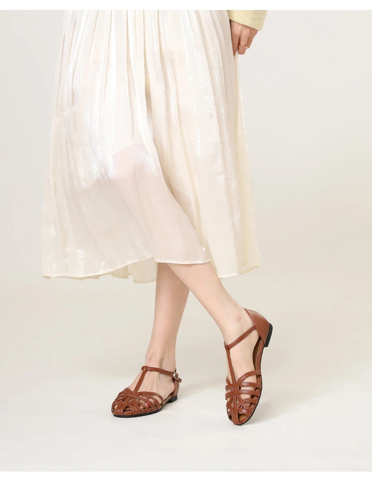 Thumbnail 4 - #77 Trending Womens Sandals & Slippers Right Now