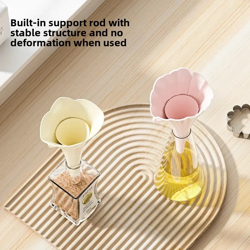 Picture 4: Funnel Household Foldable Kitchen Plastic Size Caliber Refueling Pot for Packaging Filtering Pouring Soy Sauce