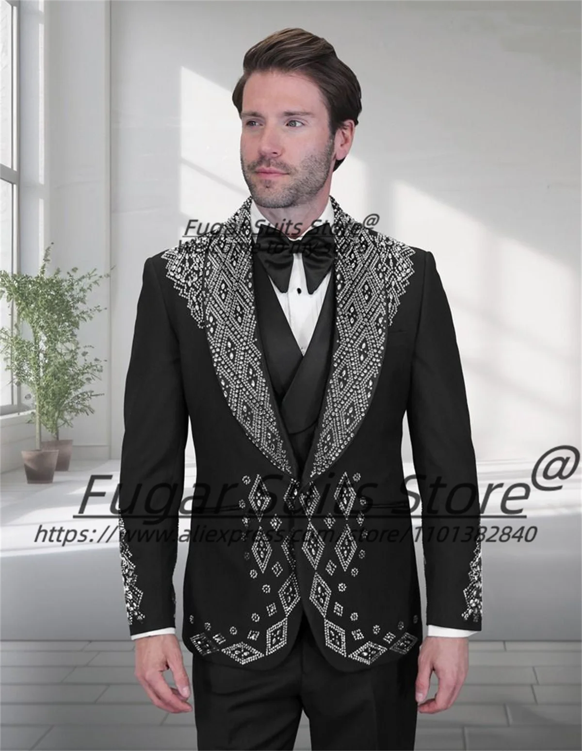 

Luxuly Shiny Beadwork Men Suits Customized Slim Fit Shawl Lapel Groom Wedding Tuxedos 3 Pcs Sets Male Prom Blazers Costume Homme