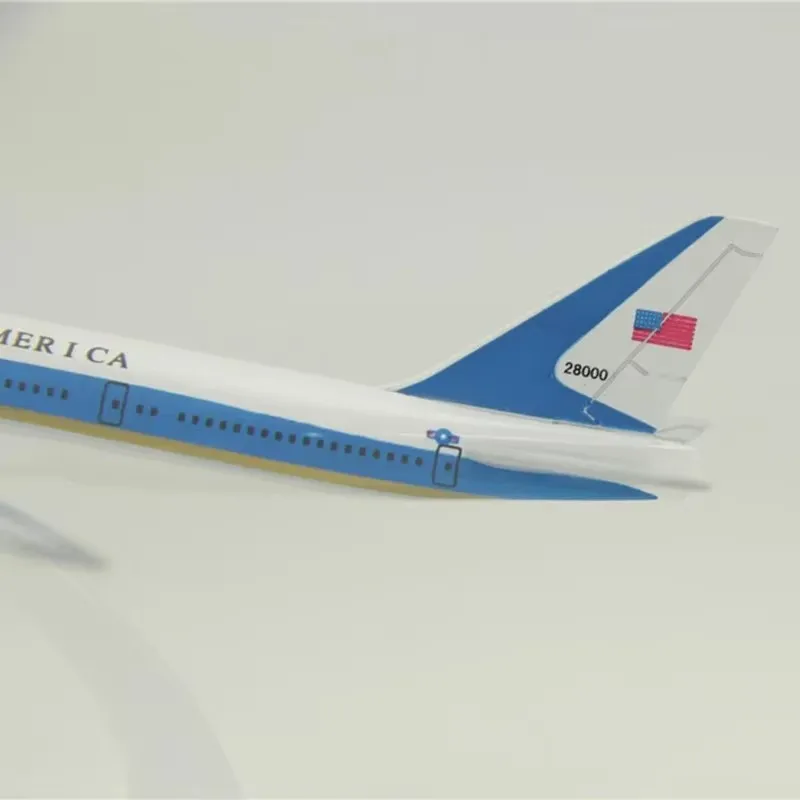 1/400 Scale Air Force One Airline B747 Alloy Plane 16cm Boeing 747 Aircraft Model Toy Decoration Children's Collection Gifts