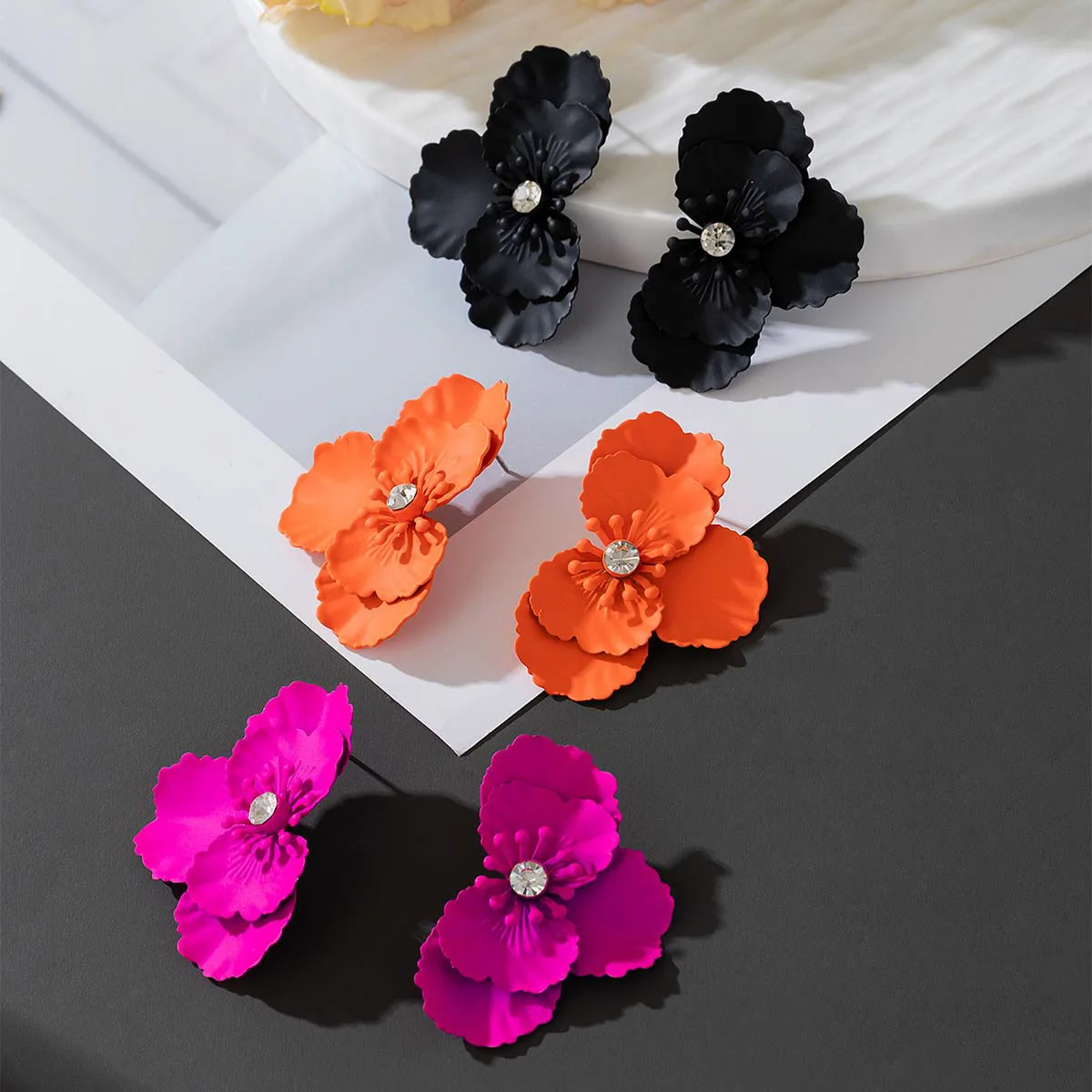 Stud Earrings For Women Exaggerated Enamel Flower Metal Symmetrical Ear Accessories Holiday Party Gift Fashion Jewelry CE225