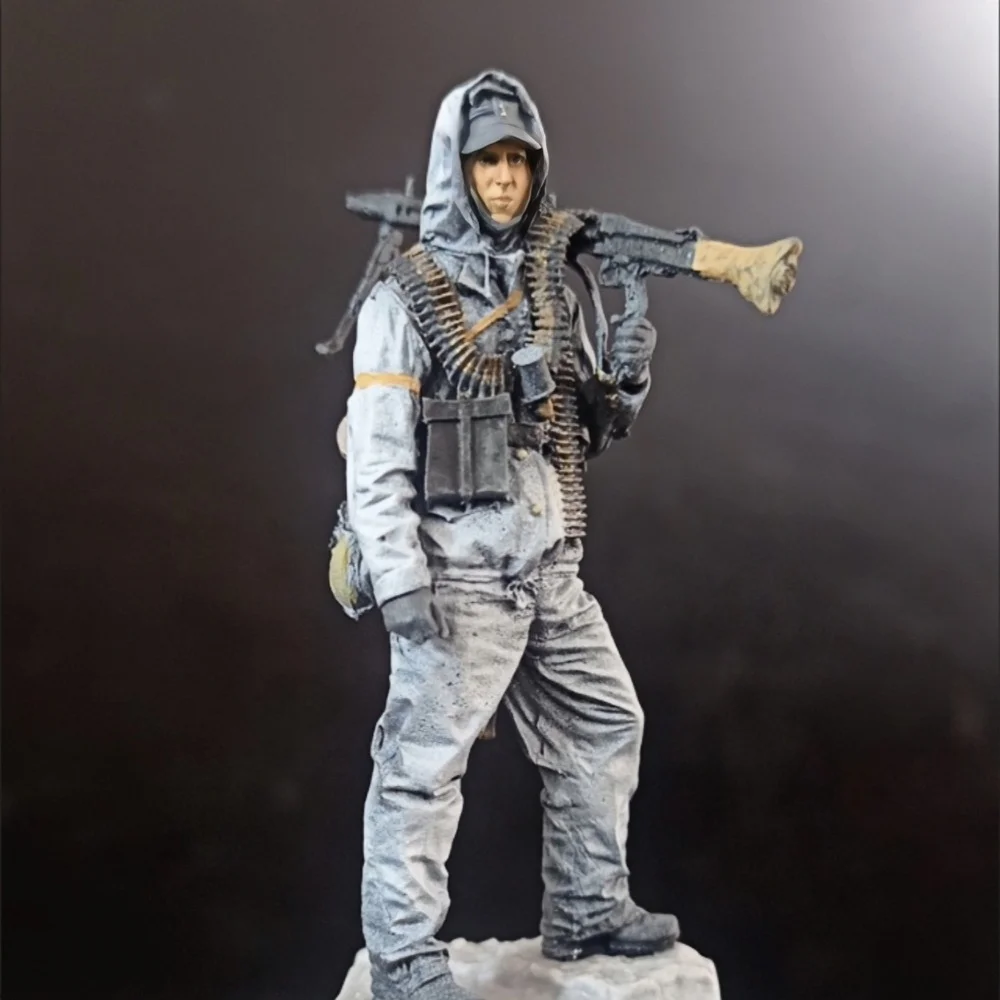 

Resin Model Kit Unpainted Unassembled Model Soldier Sculpture For Hobbyists Collection Assembly Modeling Scene Decoration Gift