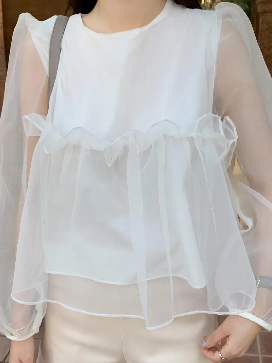 

Unique Chic round Ne Bubble irt Wooden Design Sensation Spring Faion Women's Clothing Korean Sle Loose Fit ort...