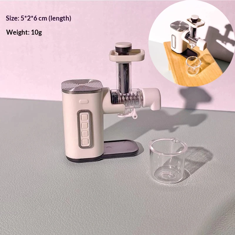 1 Set Mini Food Play Fruit Juicer Machine 1:12 Scale Dollhouse Miniature Juicer Blender Simulation Model Scene Decoration
