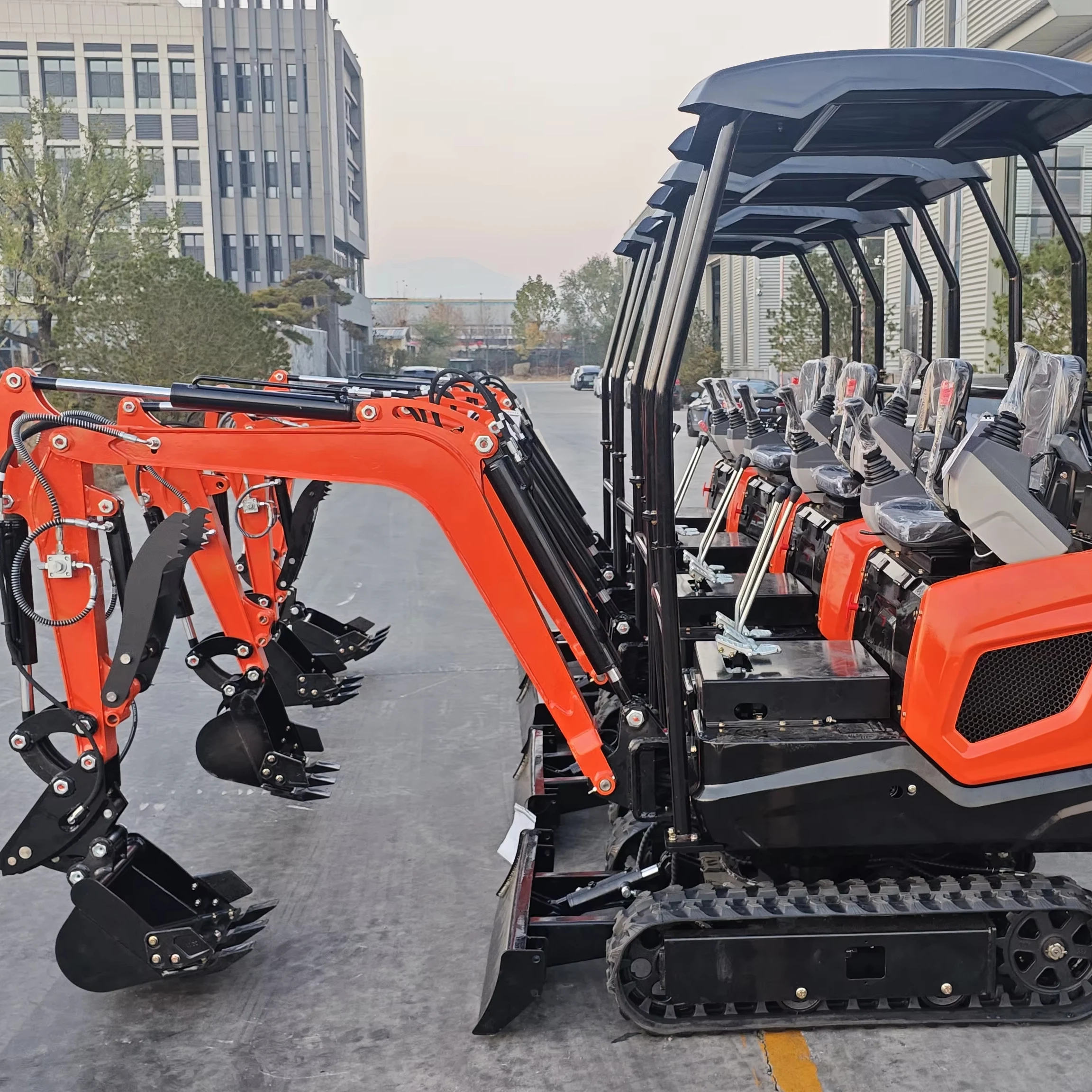 0.8-3 Ton 2.1 Ton Pro Crawler Mini Engine Pump Construction Machinery