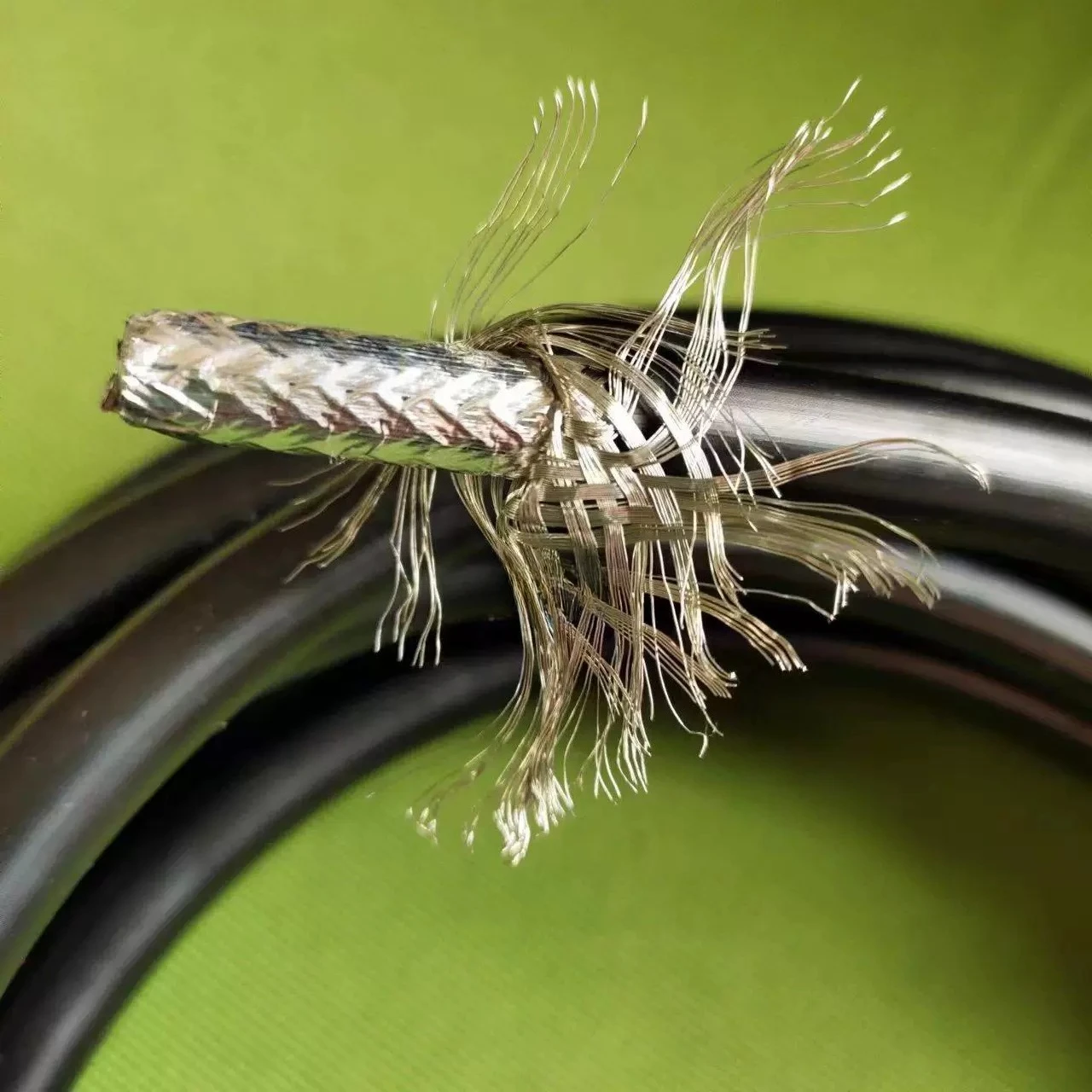7D-FB 50-7 Low Loss RF Coaxial Cable – 50Ω Feeder Line for Radio, Base Station & Antenna Systems, High Frequency up to 9GHz
