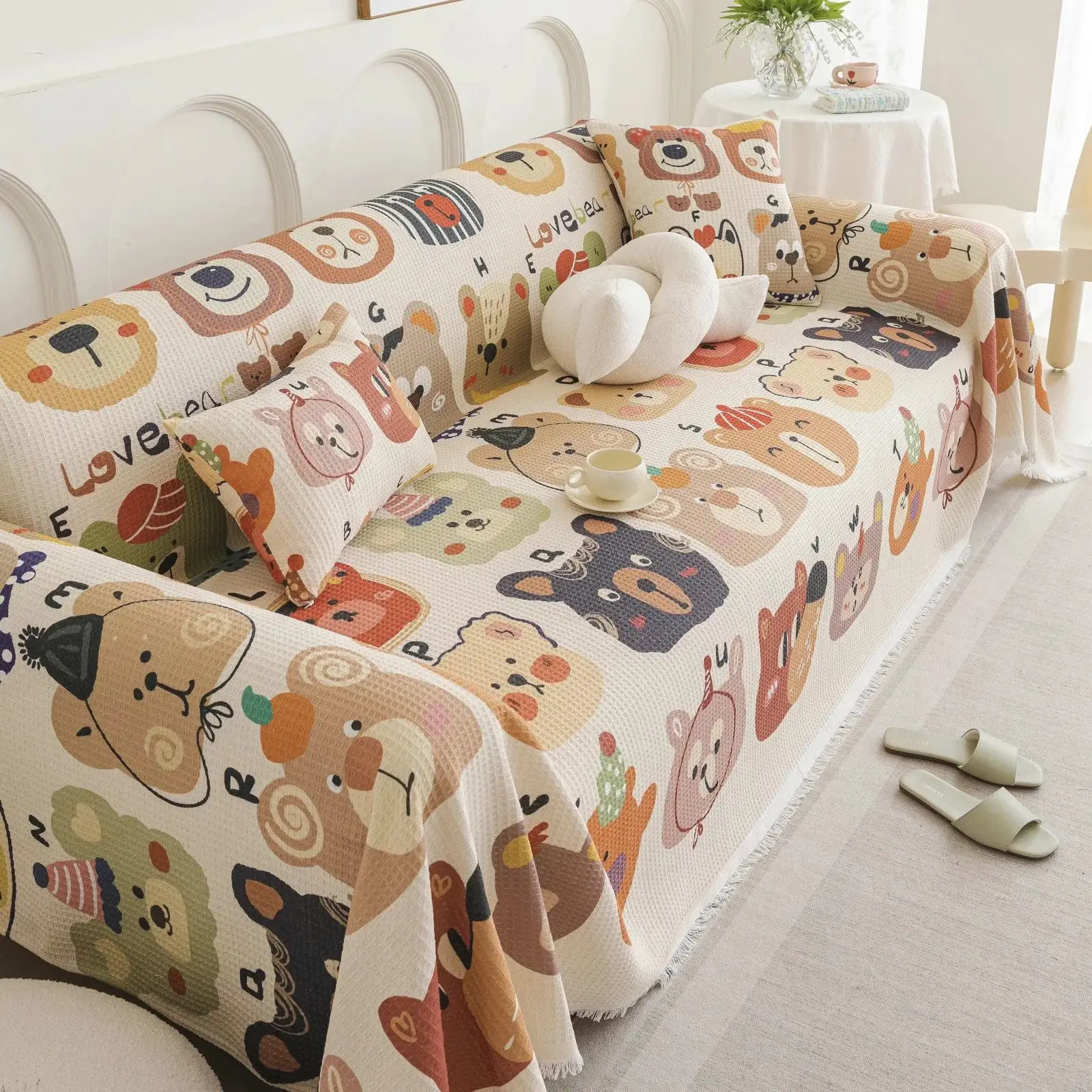

Cute Cartoon Sofa Cover One-Piece Non-Slip All-Season -Resistant Sofa Cushion Lightweight Luxury Sofa Throw Blanket
