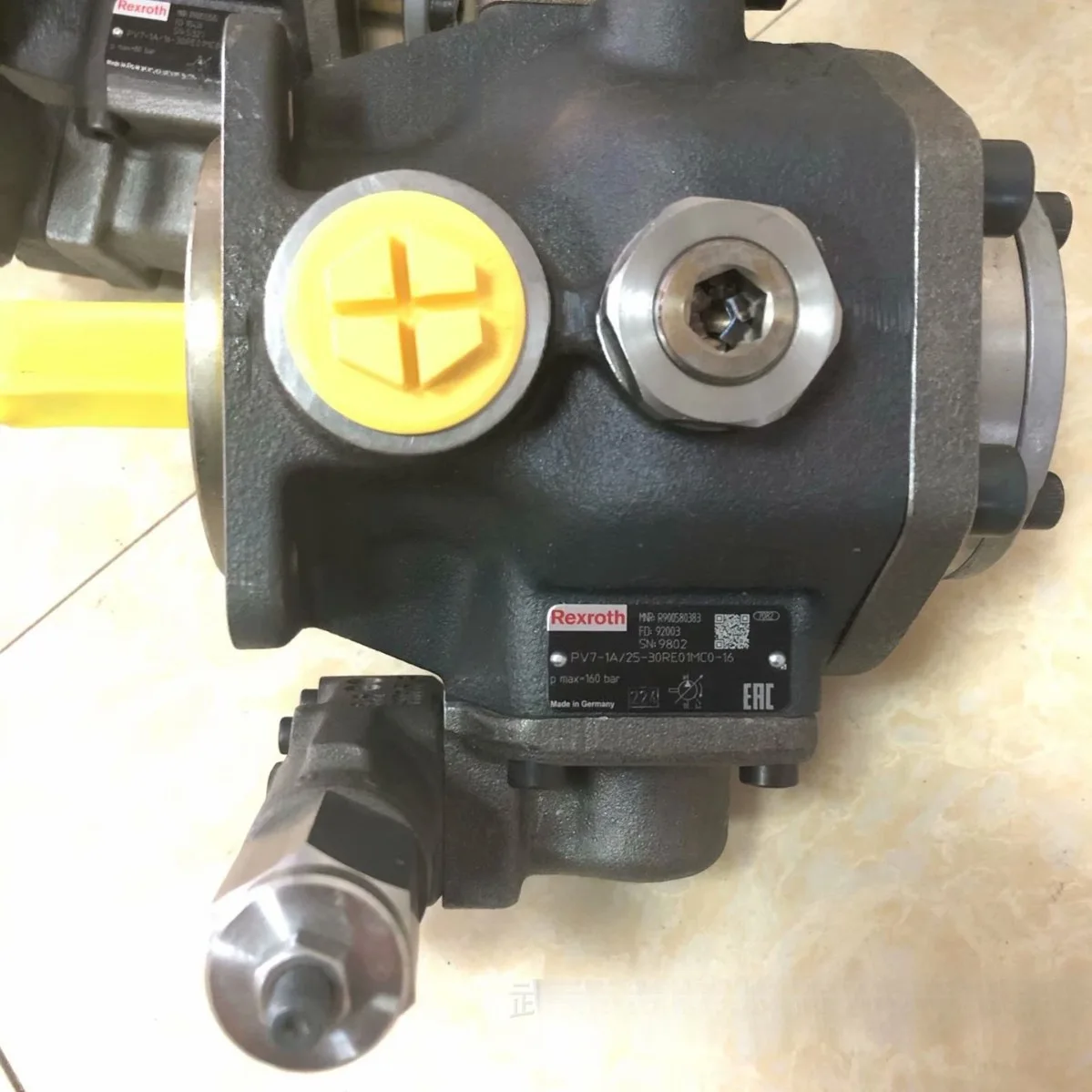 Rexroth Vane Pump R900247176 PVV1-1X/036RA15RMB