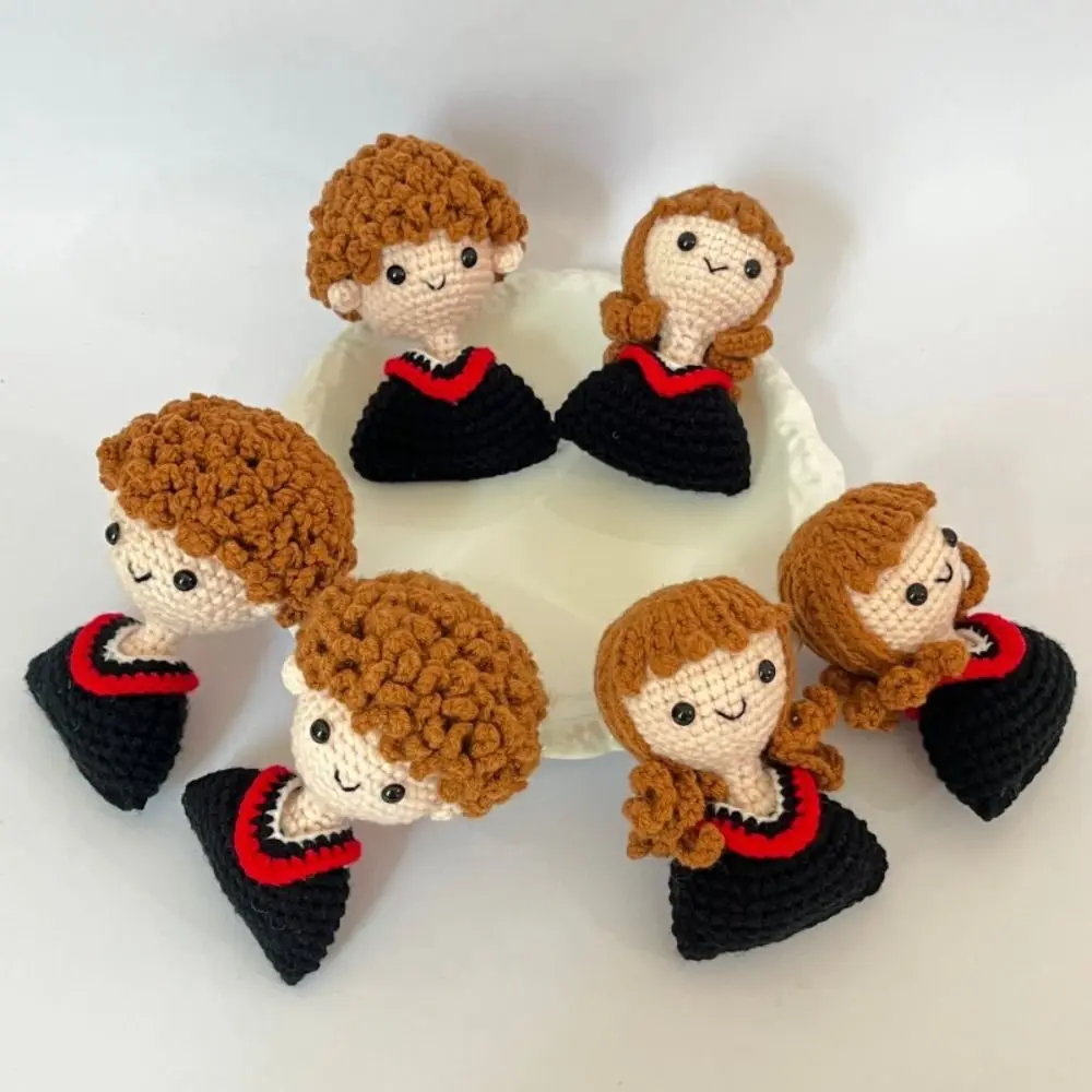 Friends Gift Handmaking Crochet Graduation Woven Soft Wool Knitted Key Ring Mini Hanging Ornament Knitted Backpack