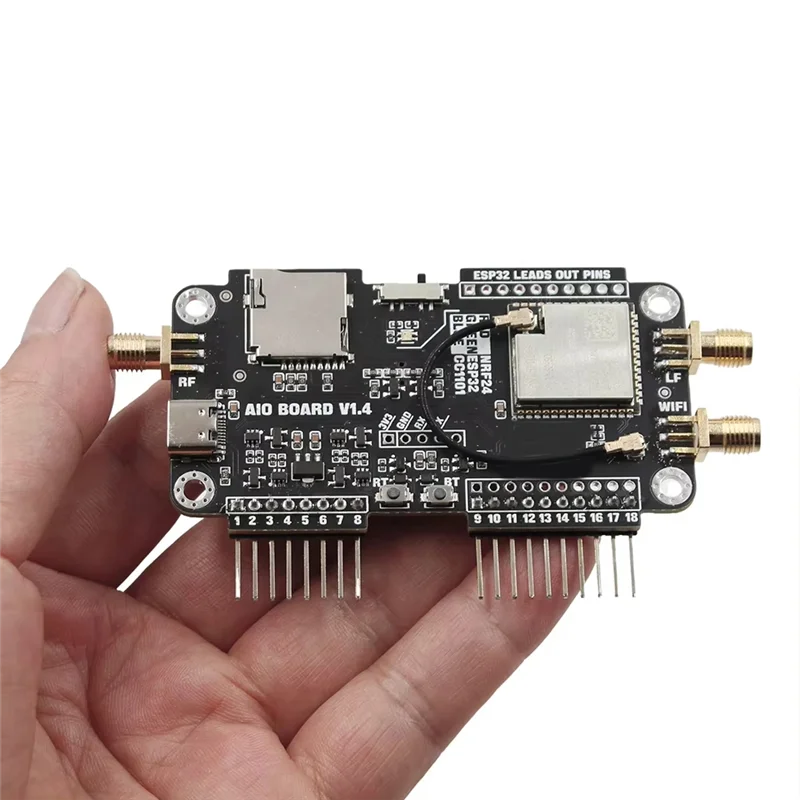 

-MEOF For Flipper Zero 3-In-1 Multifunctional Expansion Board Wifi+CC1101+NRF24 Multifunctional Expansion Module