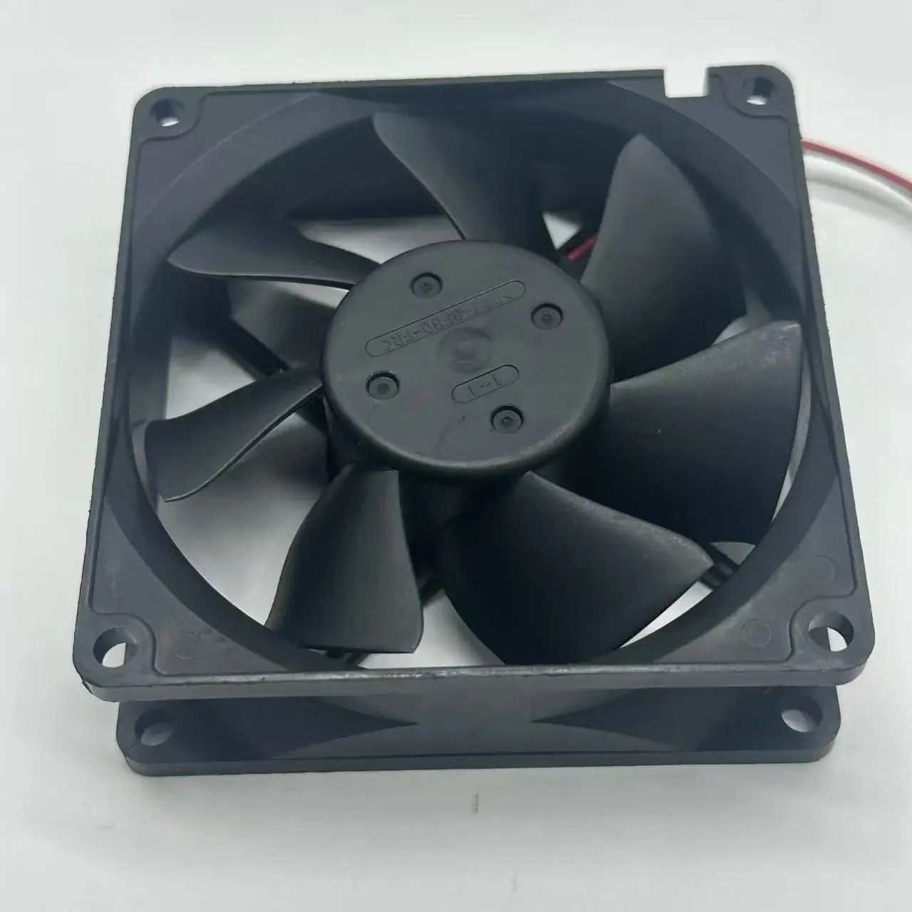 

Ltsf For NMB 3110GL-B5W-B49 P02 DC 24V 0.13A 80x80x25mm 3-Wire Server Cooling Fan8cm