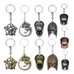 Movie Restore Scene Aliens Predator AVP Keychain Alien Queen Figure Cosplay Key Rings Men Key Accessories Gift