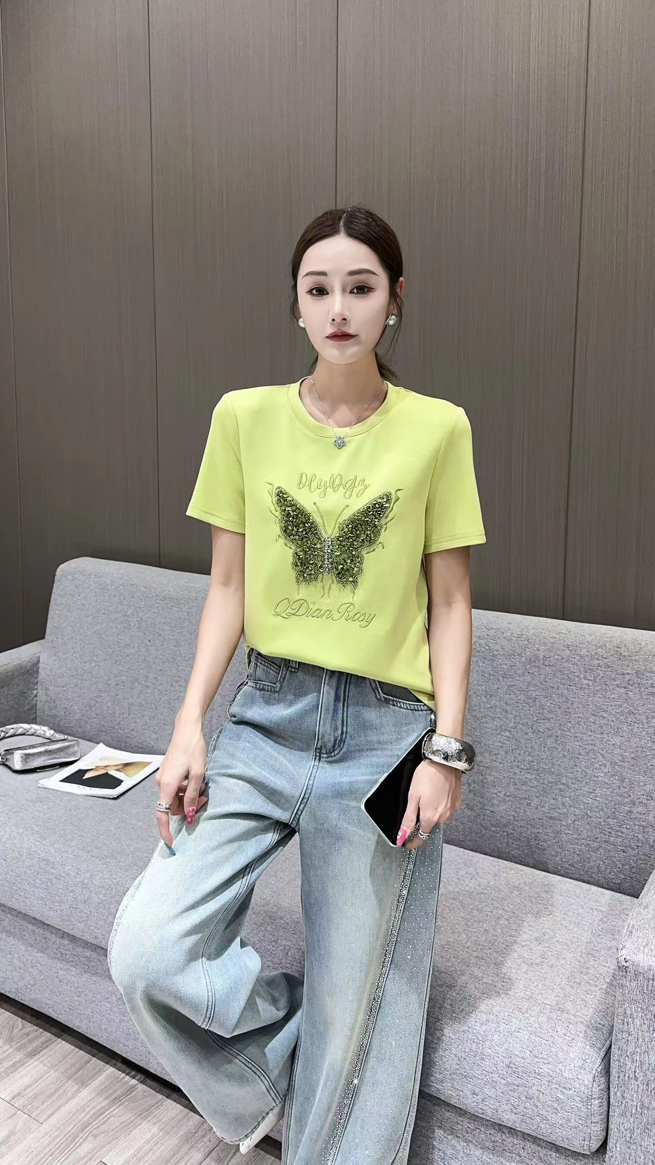 Spring Sle Loose Fit ort Sve Women's T-irt Age-Defng  Embroidery Faionable Print Cotton Casual Top