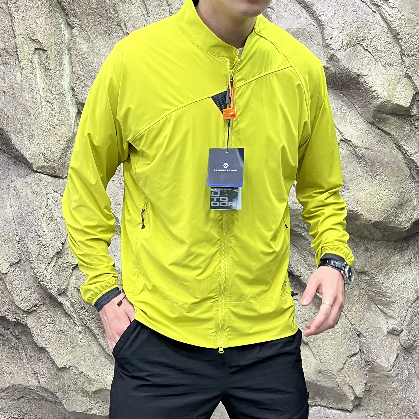 Mustard yellow