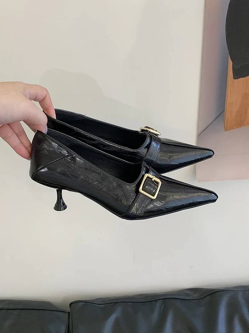 Burgundy Heels Ladies Pumps Gold Pionted Toe Woman Shoes Elegant 5cm High Heels Belt Buckle Office Shoes 2026 Black