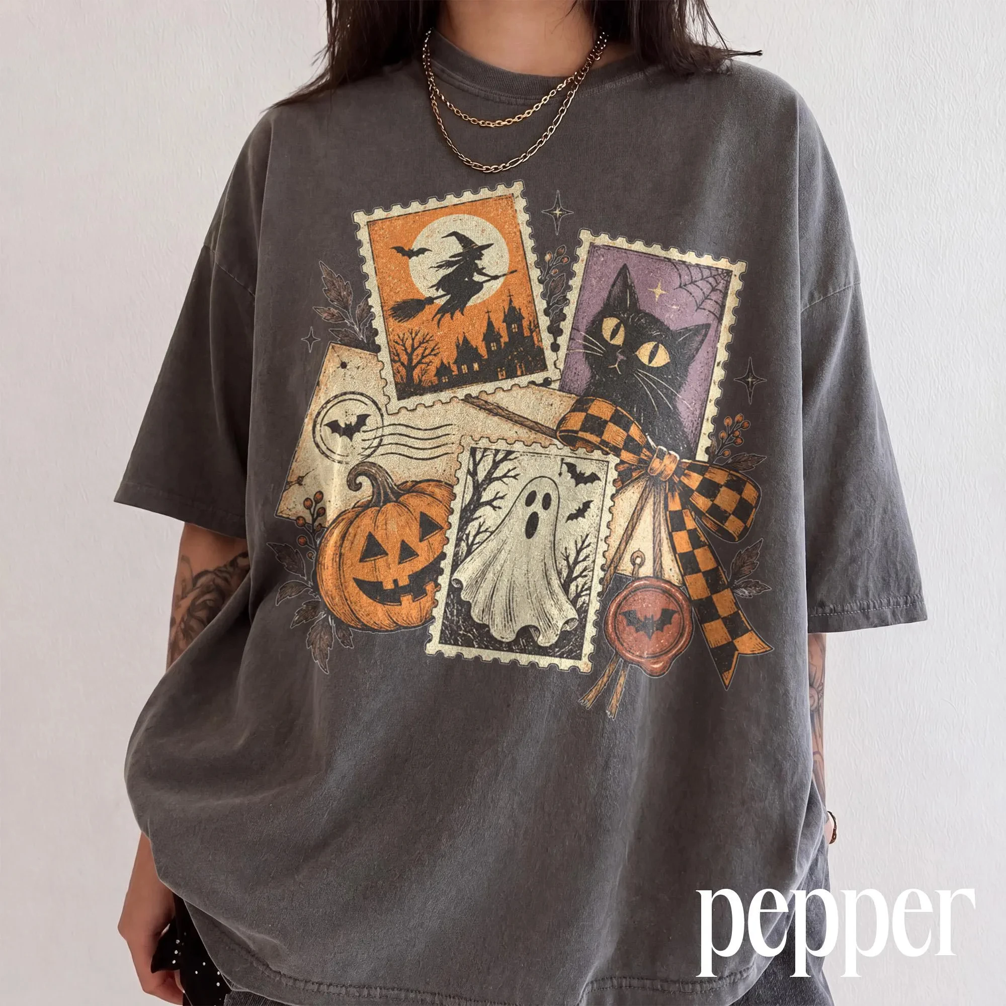 Summer Women's Vintage Halloween Postcard Print T-shirt Cotton and Breathable Short Sleeve Streetwear Oversized Loose Casual