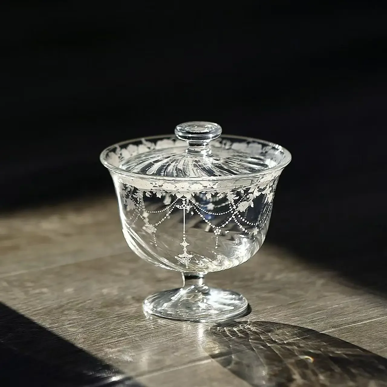 100ML Glass High-footed Flower Language Cover Bowl Special Tea Bowl for Personal Tea Making At Home Kung Fu Tea Cup with Cover