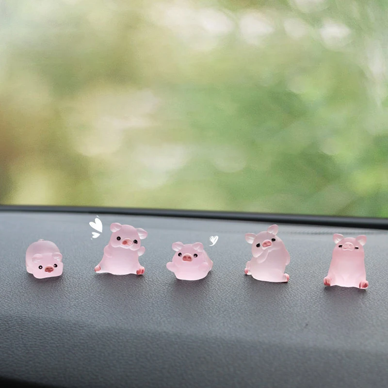 6pcs Luminous Mini Resin Pig Car Dashboard Toys Dolls Figures Home Garden Decoration Cartoon Color Pig Car Ornaments Gifts