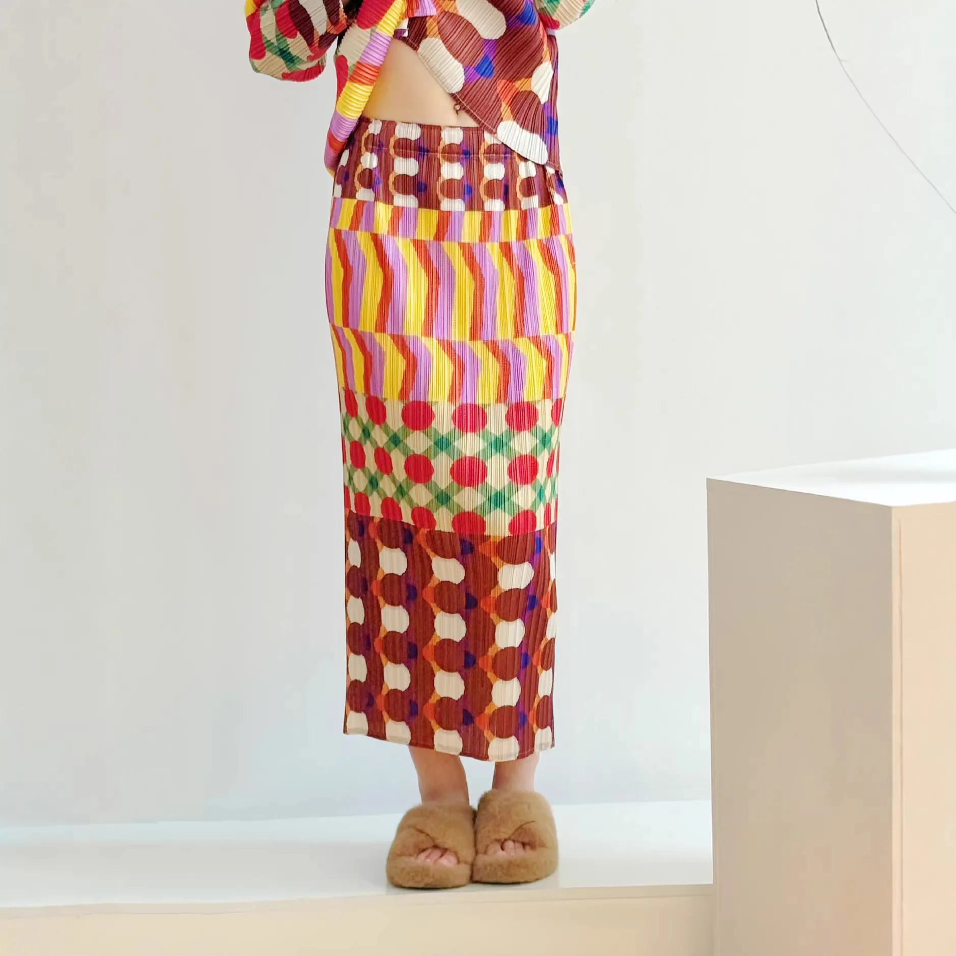 

Miyake 2026 Spring and Summer New Fashion Design Striped Pleated Skirt Irregular Plaid Print Contrast Color Skirt