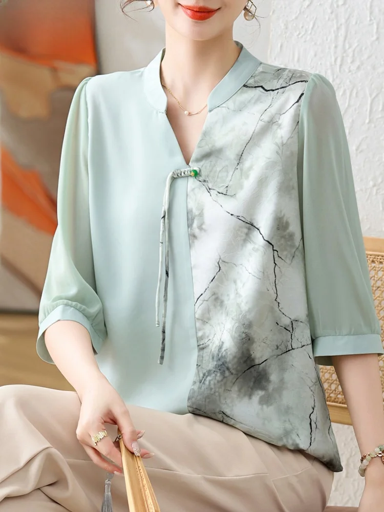 

Модный летний комплект одежды для мам: свободный топ с V-образным вырезом из полиэстера и шифона и брюки, комплект из двух предметов для женщин среднего возраста.