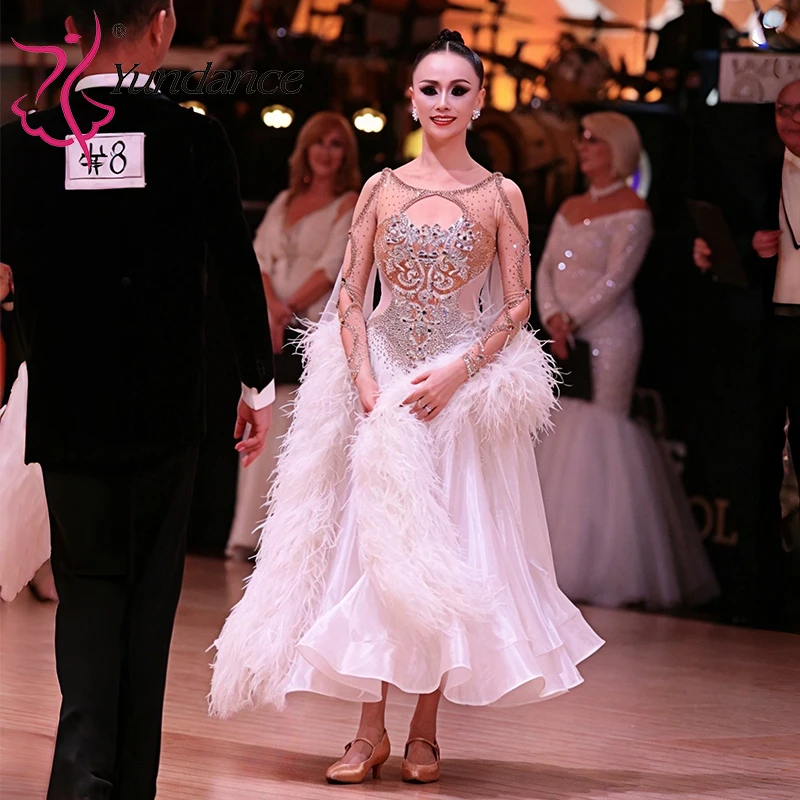 B-26060 Blackpool Competition Standard Ballroom Dance Dress Elegance White Chrisanne Satin Chiffon Ostrich Feathers Stage Wear