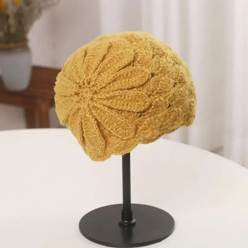 Autumn and Winter New Ladies Beret National Wind Handmade Knitted Woolen Hat Retro Elegant Flowers Warm Hat Boinas De Mujer