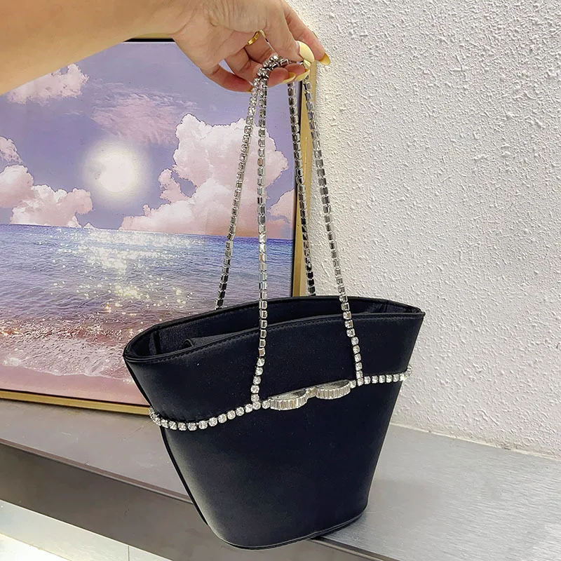 

Простая сумка-тоут большой вместимости знаменитостей, модная новая пригородная сумка подмышками, сумка через плечо с ромбовидной цепочкой