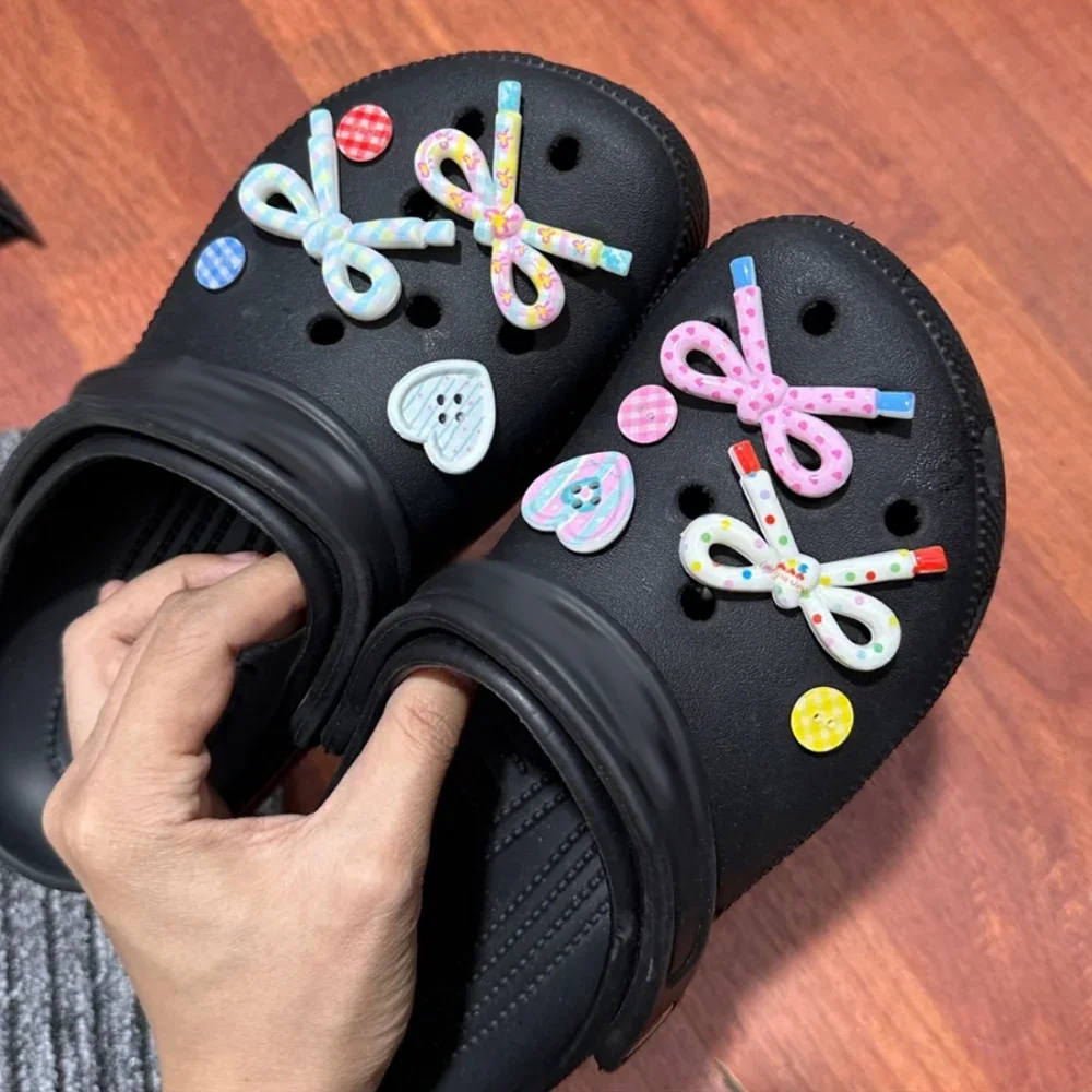 10pcs Ins Shoes Charms Removable Butterfly Shoe Accessories for Girls Shoes DIY Hole Shoes Decoration