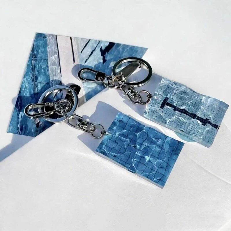 1/2pcs Creative Acrylic Swimming Pool Wavy Keychain Grid Pattern Key Ring Decor Backpack Bag Pendant For Swimming Lover