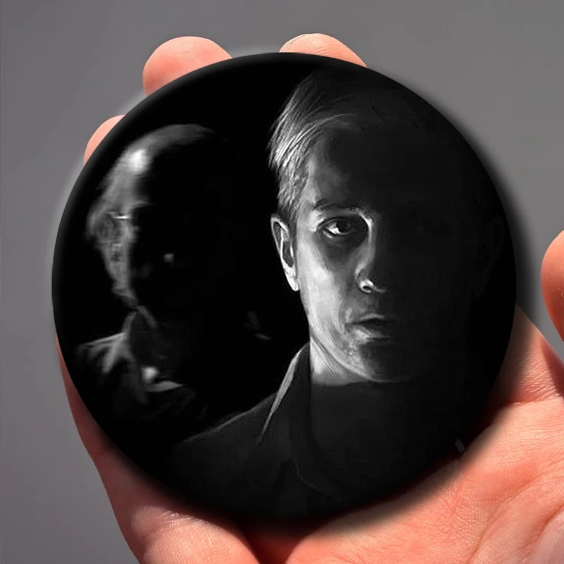 Game R-ResidentEvil Ethan Winters Button Pin Funny Cartoon Role Badge Handmade Round Brooch Bag Clothes Accessories Jewelry Gift