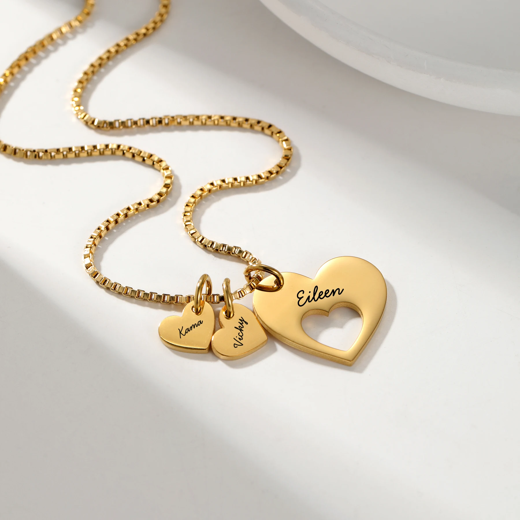 

Custom Name Engraved Family Heart Necklace Engrave Name & Text Heart Pendant With Kids Names Mothers Necklace for Women Gift