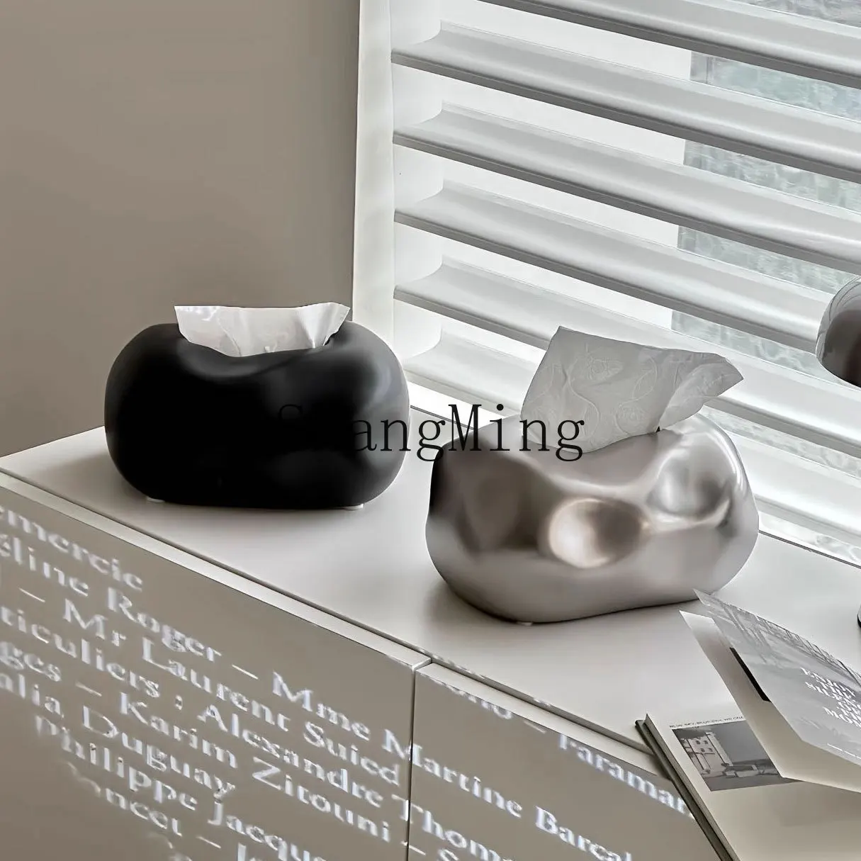 

DSA ceramic tissue box, high-end household creative paper box, dining table decoration ornament