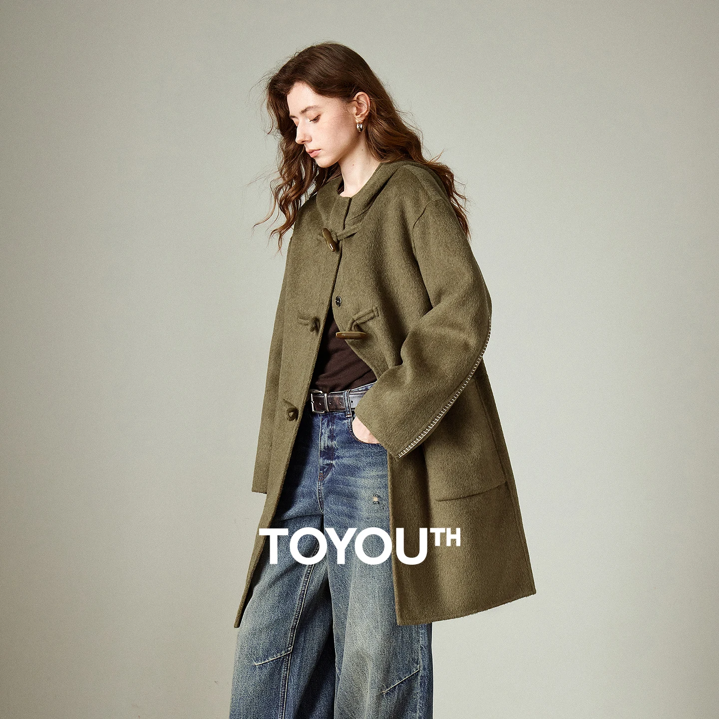 

TOYOUTH Women Wool Coats 2025 Winter NewAsymmetric Retro Hooded Horn Button Mid-Length Coat