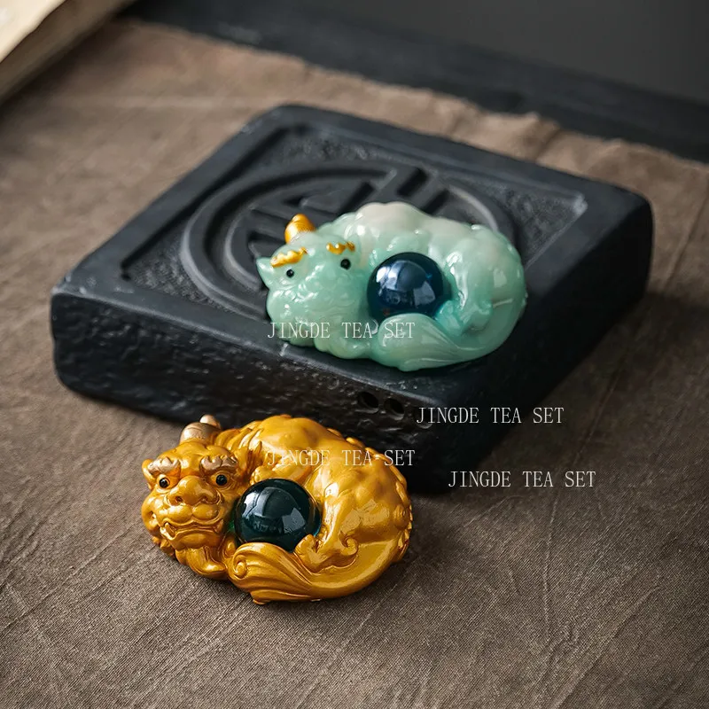 Heat Activated Color Changing Pixiu Tea Pet with Magic Ball Chinese Style Feng Shui Wealth Mascot Tea Table Decor Tea Pets