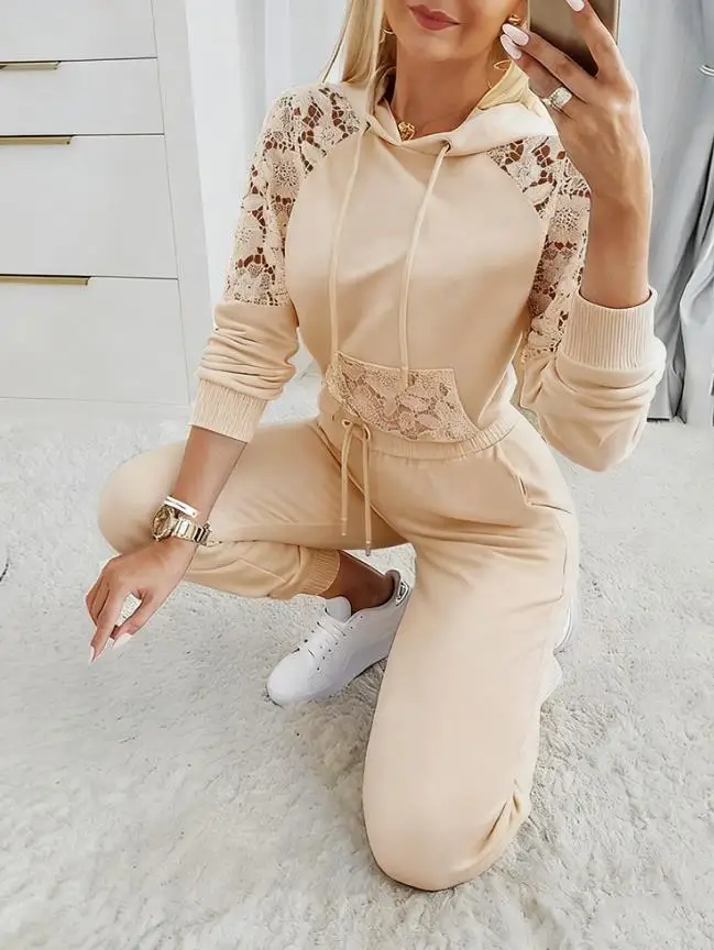 

2 Pieces Outfit Women Lace Spliced Kangaroo Pocket Drawstring Hoodie Sweatshirt & Drawstring Elastic Waist Jogger Sweatpants Set