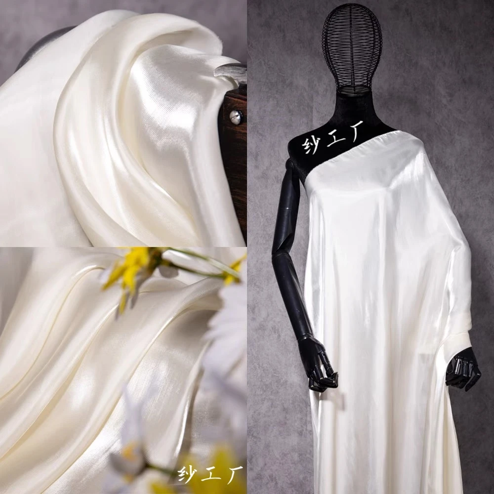 

Искусственный шелк-сатин, полупрозрачная глянцевая ткань, мягкая, струящаяся, для ханьфу, с эффектом жидкого персика, светящаяся в темноте