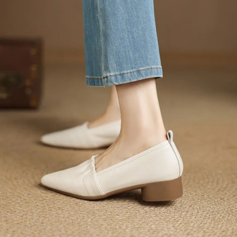 

Новые весенние женские туфли на каблуке из мягкой натуральной кожи, удобные модные повседневные туфли на низком каблуке 3 см, сезонная обувь