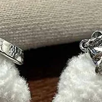 

1Pcs Flocked Resin Dog Puppy Keychain 3D Little Plush Animal Pendant Backpack Car Keyrings Charms Hangs