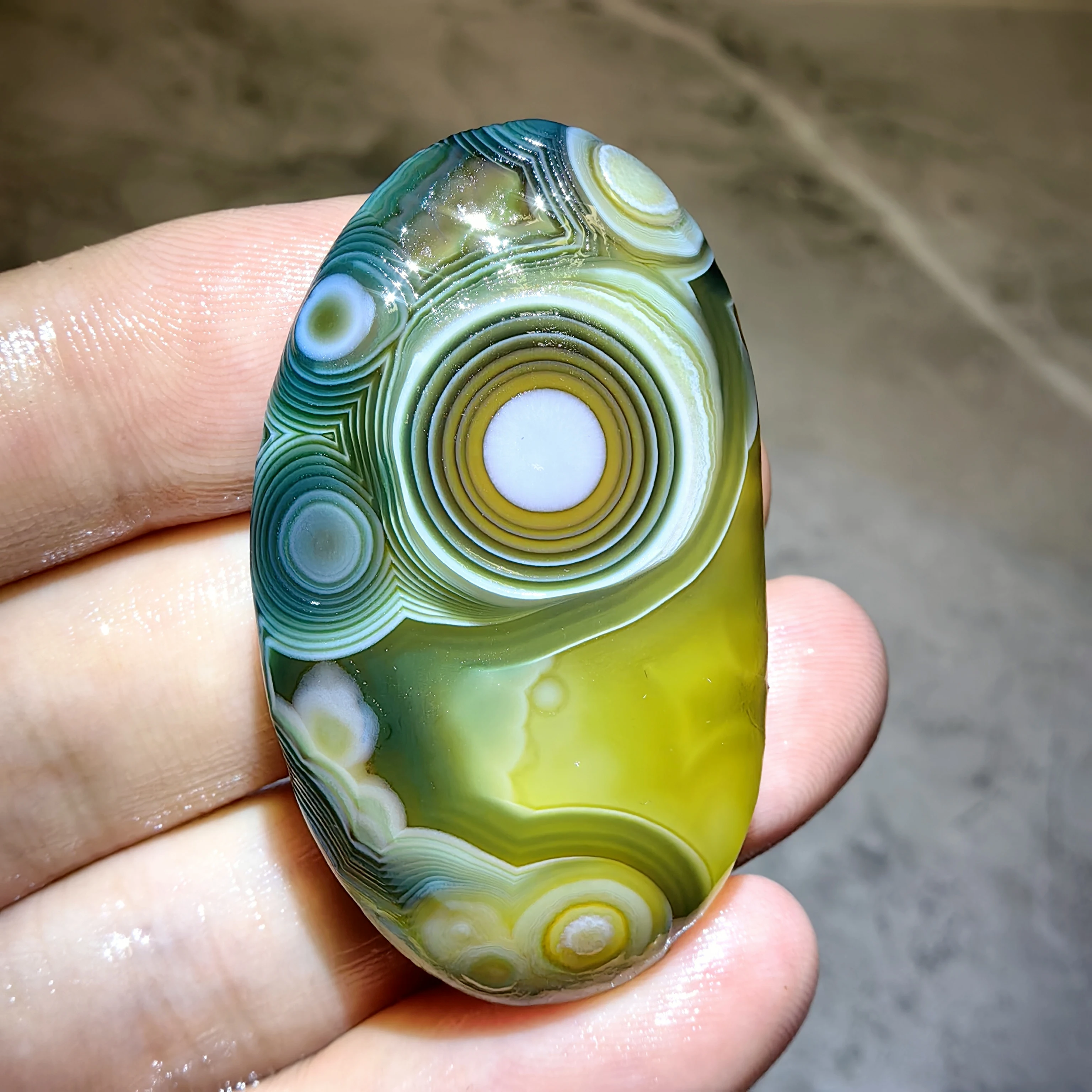 Two-Side Texture Eye Gobi Agate Rough Palm Stone Mineral Specimen for Stress Relief, Against Negativity DIY Jewelry Decoration