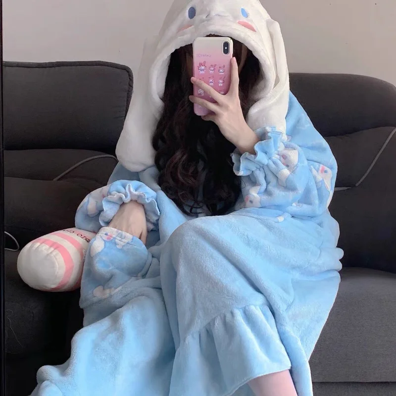 

Japanese Sanrio New Flannel Cinnamoroll Pajamas Sweet Cartoon Thickened Home Clothes Nightgown Women Autumn Winter Nightgown