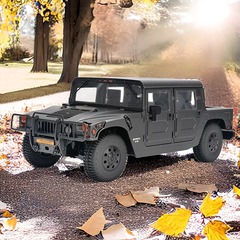 FMS 1/12 Simulation Hummer H1 climbing car Remote Control Electric Hard-core Off-road Vehicle Differential Lock Door and Bridge