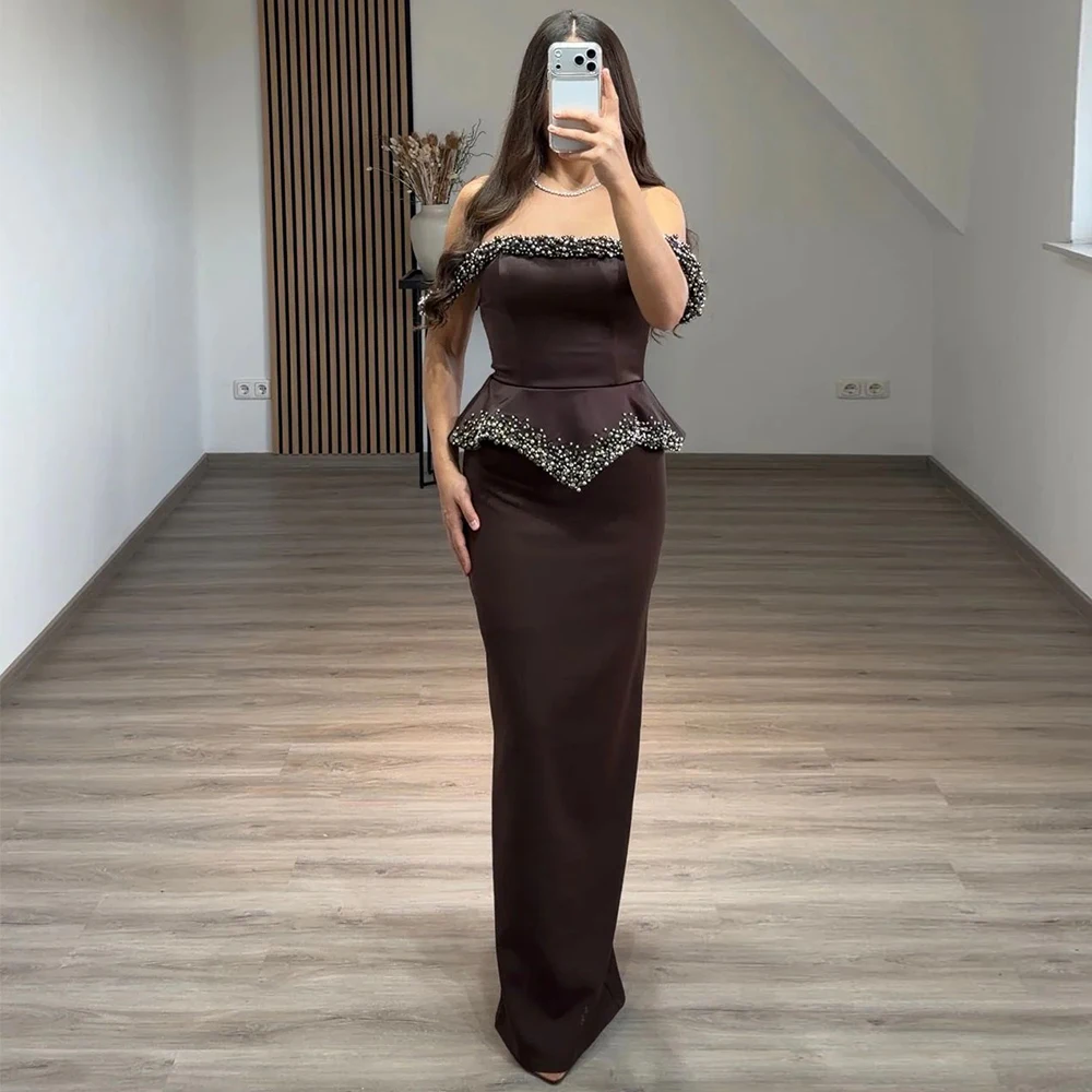 

Exquisite Brown Satin Belted Evening Dress Crystal Off the Shoulder Strapless Back Slit Straight Formal Occasions Party Dress