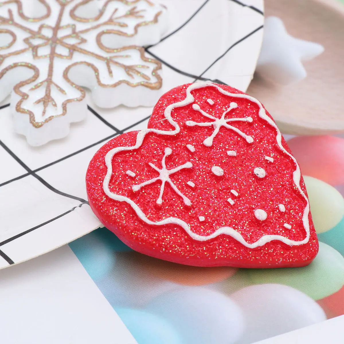

2Pcs Christmas Fridge Magnets Resin Snowflake Heart Decorative Magnetic Stickers for Refrigerator Whiteboard Office Christmas