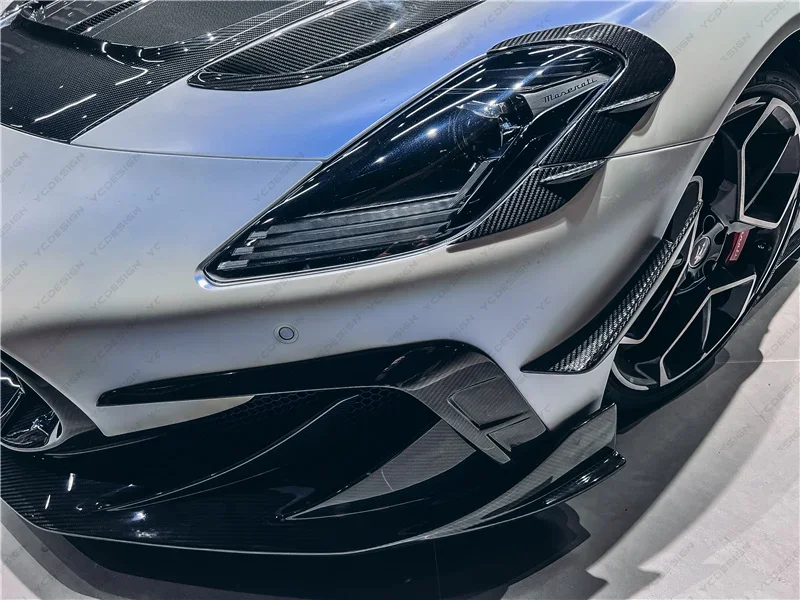 Car-Styling Accessories Dry Carbon Fiber DCF Front Bumper Canards MSY Style Fit For 2020-2023 Maserati MC20