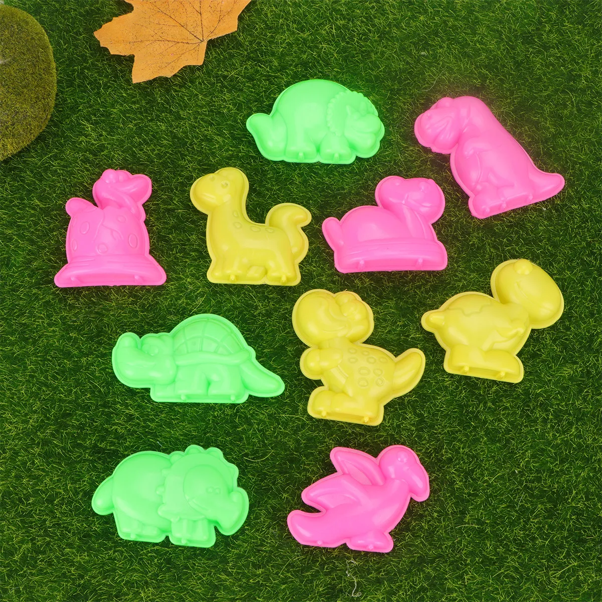 

64Pcs Space Theme Sand Molds Set for Kids Creative Play Beach Sandbox Garden Yard Outdoor Fun Fine Workmanship Bright Colors