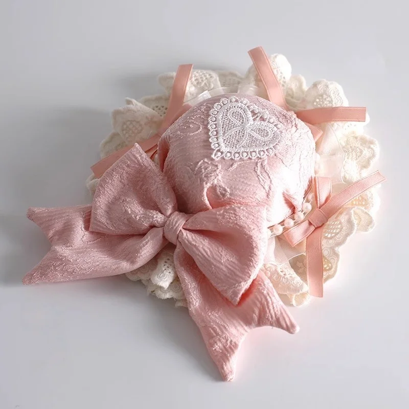 Sombrero pequeño gótico de pescado Multicolor para mujer, gorro plano con lazo de encaje dulce de Lolita, sombrero de Cosplay KC con corazón de mariposa de Ballet azul