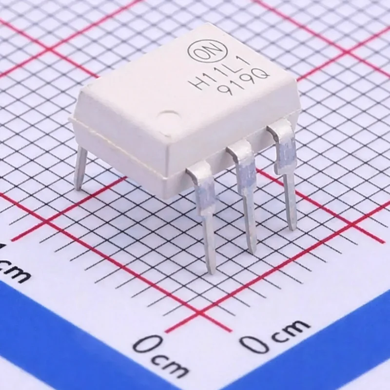 10PCS/LOT H11L1M marking H11L1 Logic Output Optoisolator 1MHz Open Collector 4170Vrms 1 Channel CMTI 6-DIP