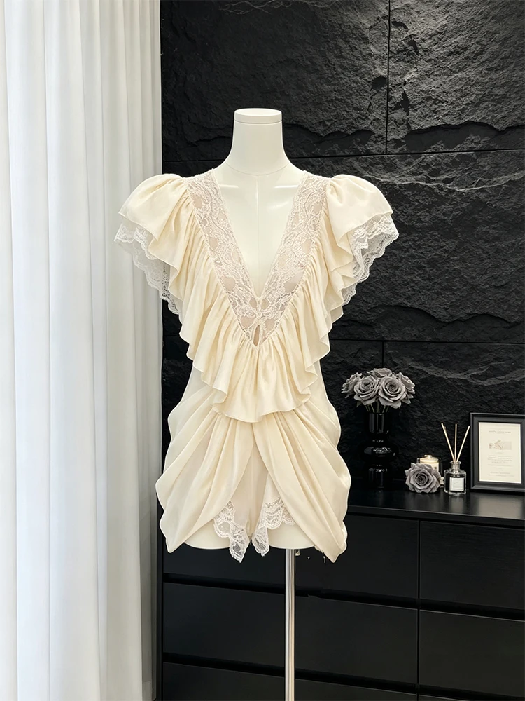 

Elegant Lace Splice V-Neck Satin Dress Women's Designated Slimming Skirt Bell Sleeve Gathered Waist French Style Short Sleeve